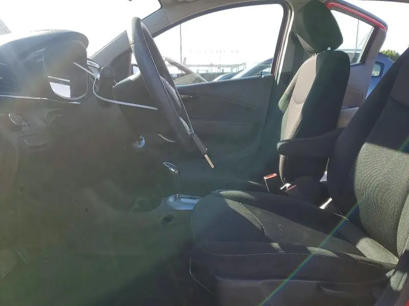 2016 CHEVROLET SPARK 1LT  
