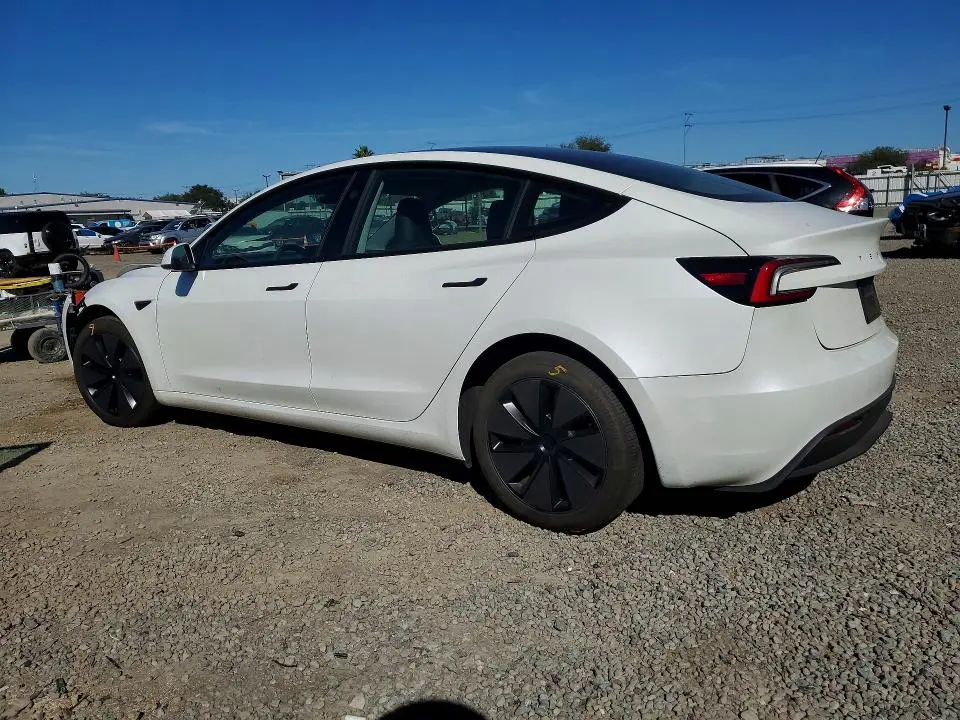 2025 TESLA MODEL 3   