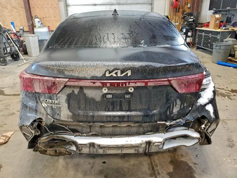 2023 KIA FORTE EX  