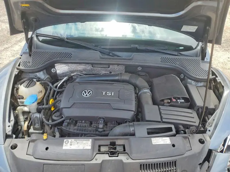 2014 VOLKSWAGEN BEETLE TURBO  