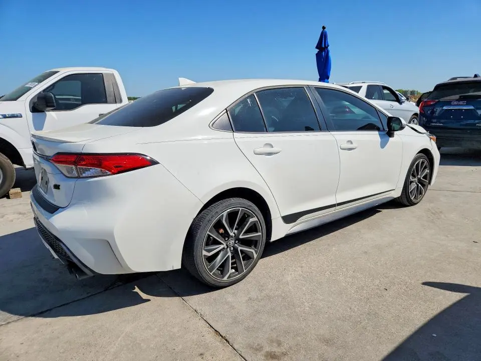 2022 TOYOTA COROLLA SE  