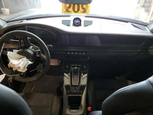 2025 PORSCHE 911 CARRERA GTS  