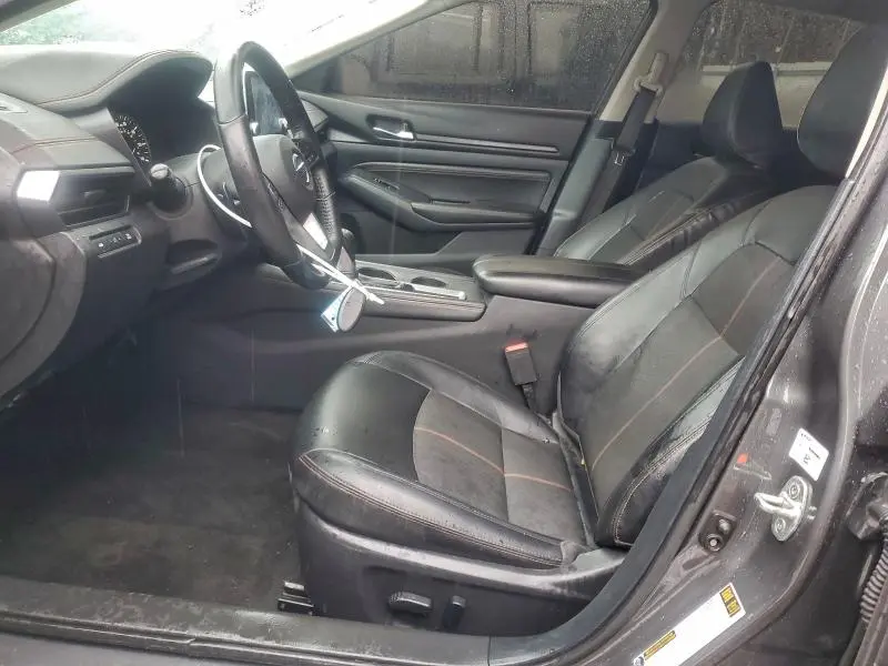 2019 NISSAN ALTIMA SR  