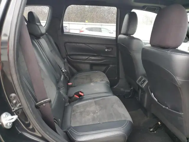 2019 MITSUBISHI OUTLANDER SE  