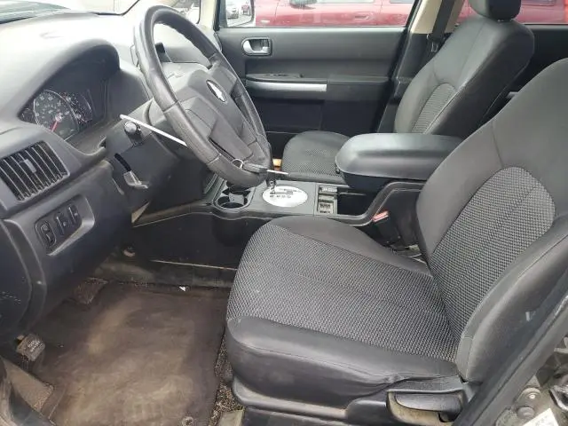 2011 MITSUBISHI ENDEAVOR LS