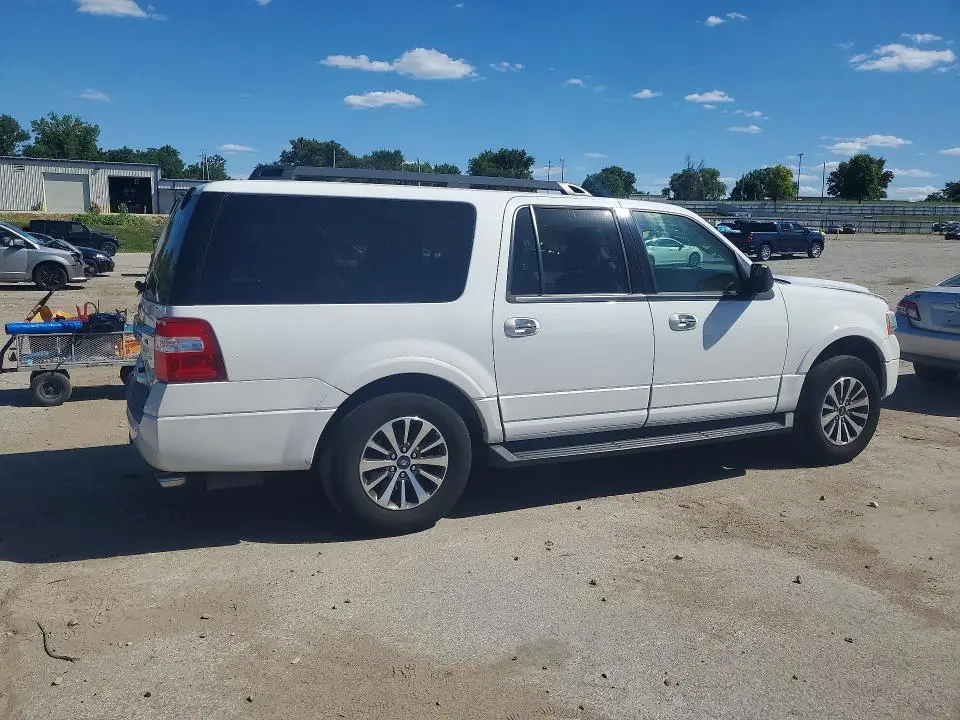 2017 FORD EXPEDITION EL XLT  