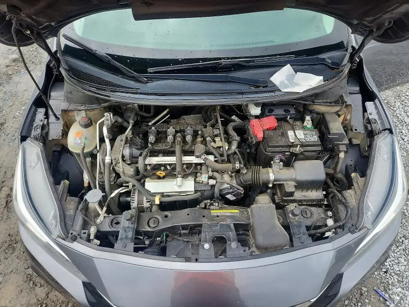 2020 NISSAN VERSA SV  