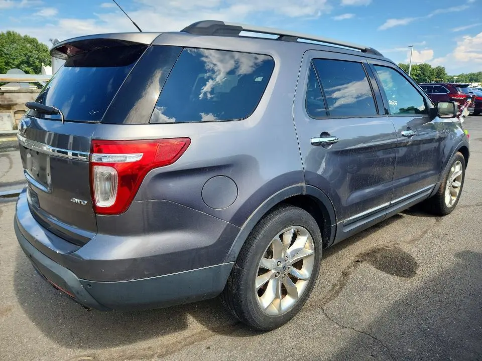 2011 FORD EXPLORER LIMITED  
