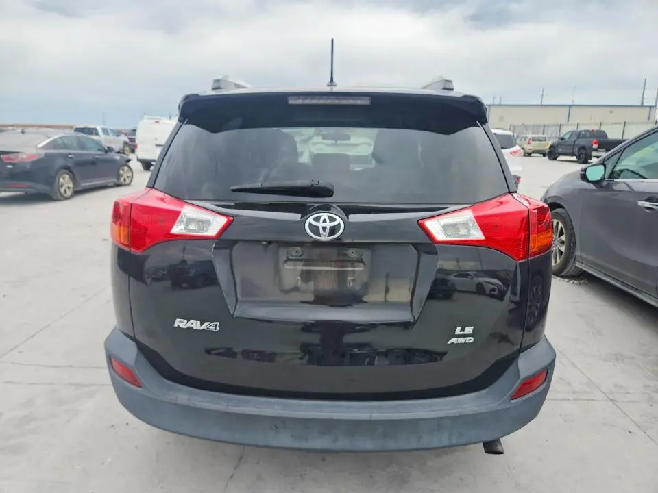 2015 TOYOTA RAV4 LE  