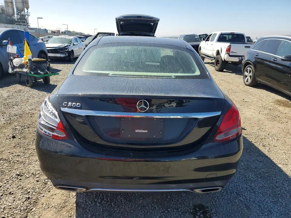 2015 MERCEDES-BENZ C 300  