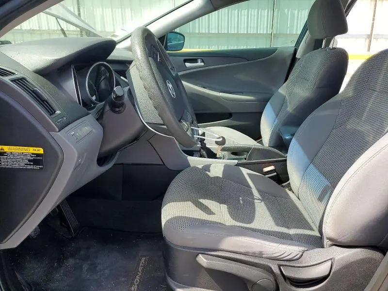 2012 HYUNDAI SONATA GLS  