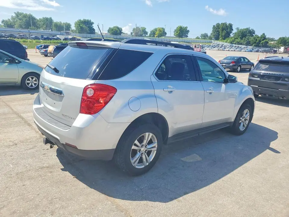 2015 CHEVROLET EQUINOX LT  
