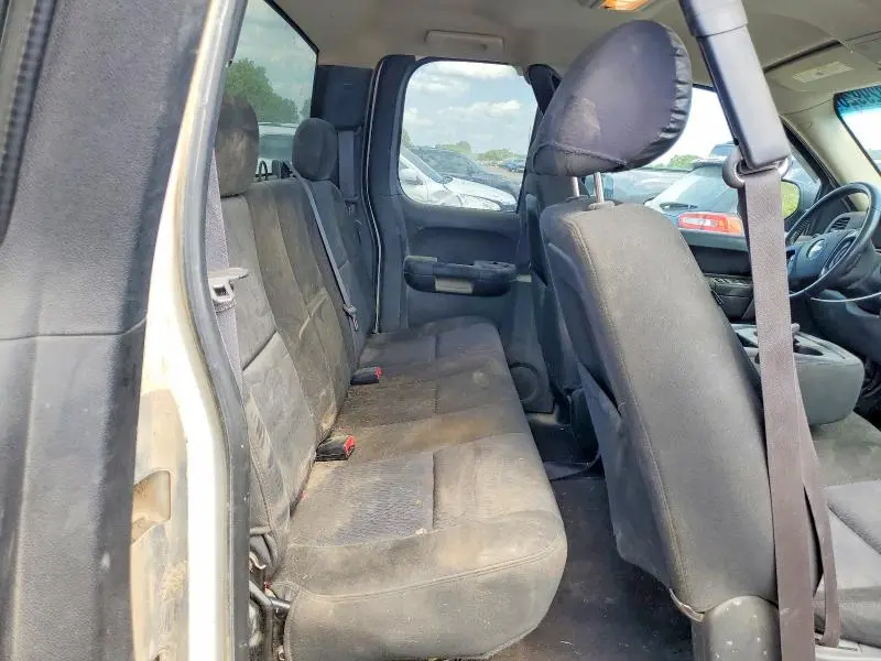 2011 CHEVROLET SILVERADO K1500 LS  
