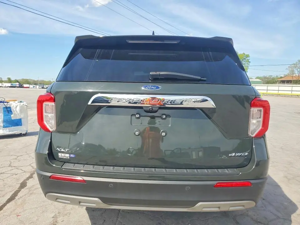 2022 FORD EXPLORER XLT  