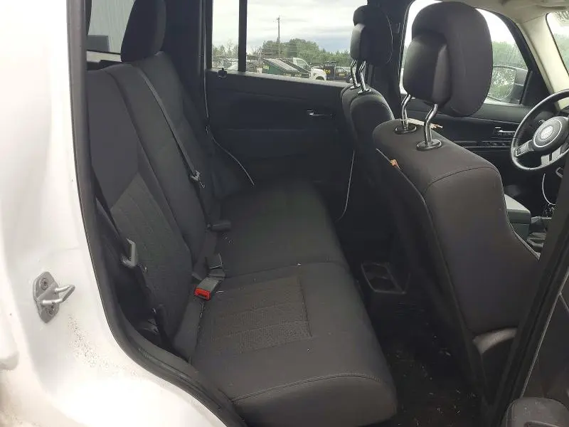 2011 JEEP LIBERTY SPORT  