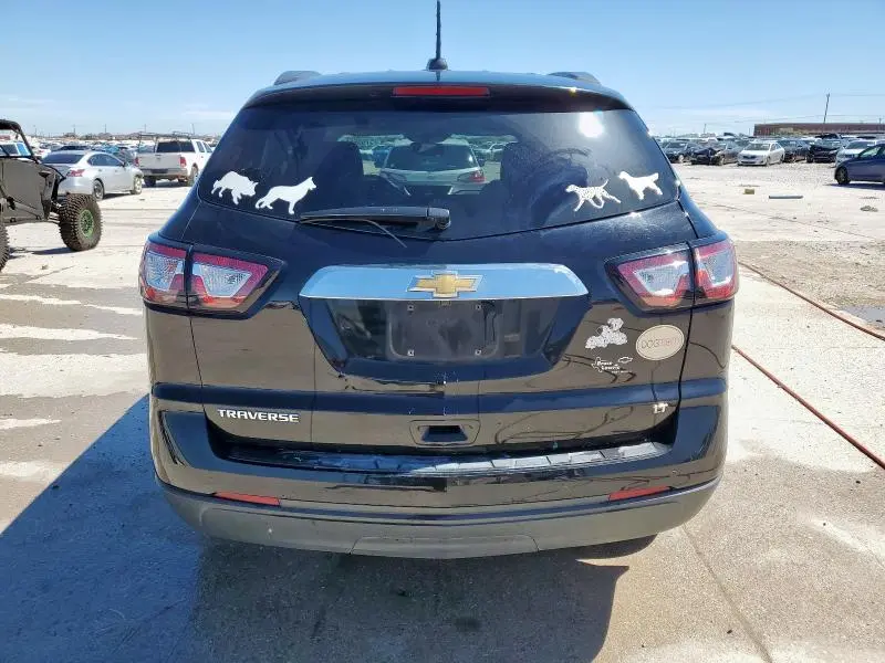 2017 CHEVROLET TRAVERSE LT  