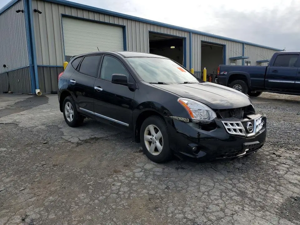 2013 NISSAN ROGUE S  