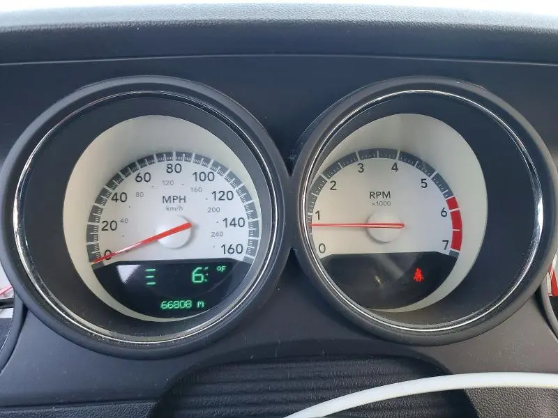 2010 DODGE CHALLENGER R  
