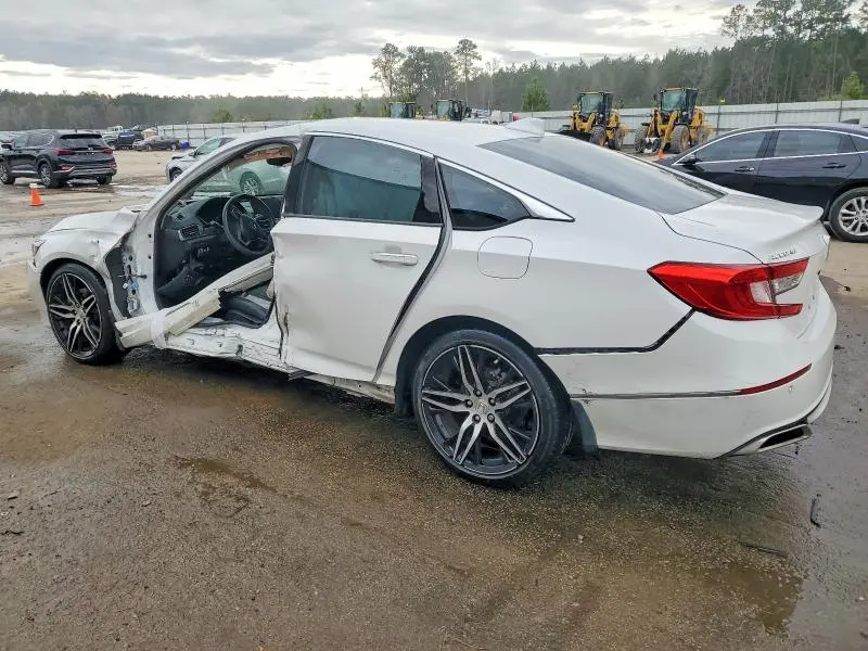 2021 HONDA ACCORD TOURING  