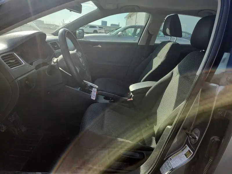 2013 VOLKSWAGEN JETTA BASE  
