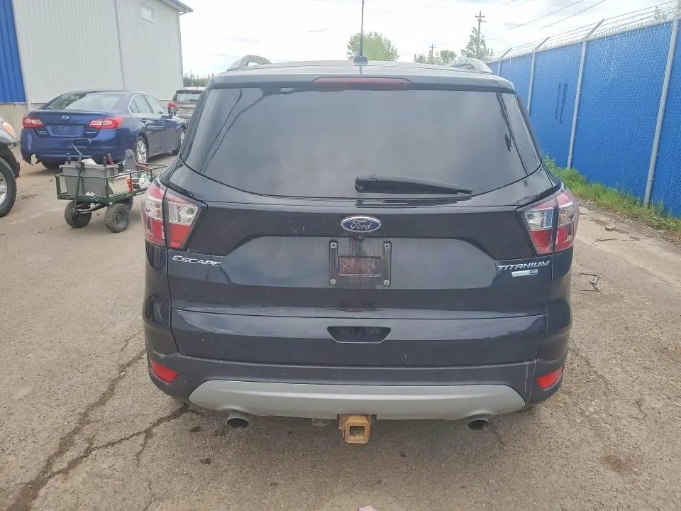 2017 FORD ESCAPE TITANIUM  