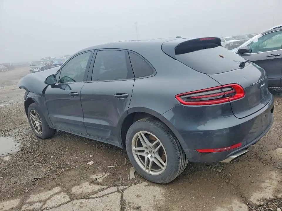 2018 PORSCHE MACAN   