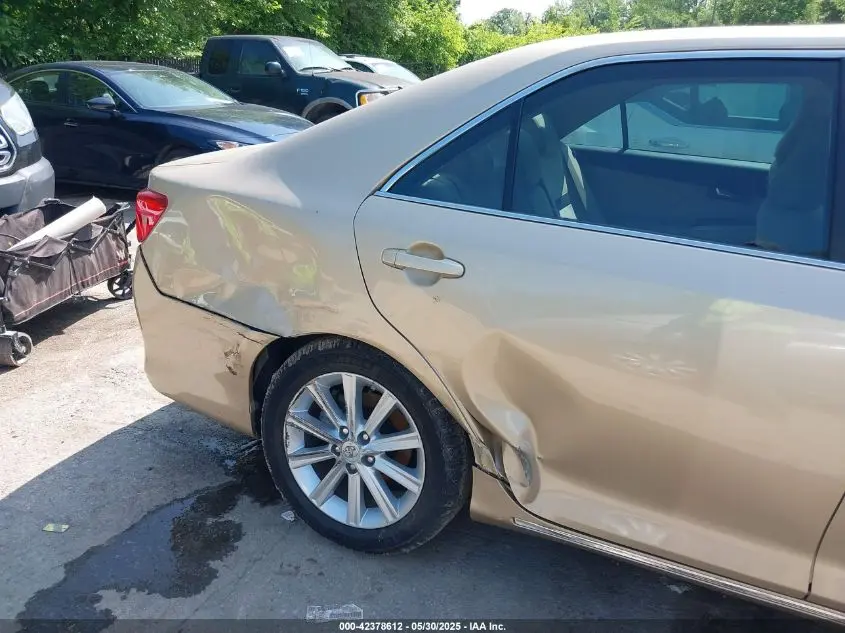 2012 TOYOTA CAMRY XLE