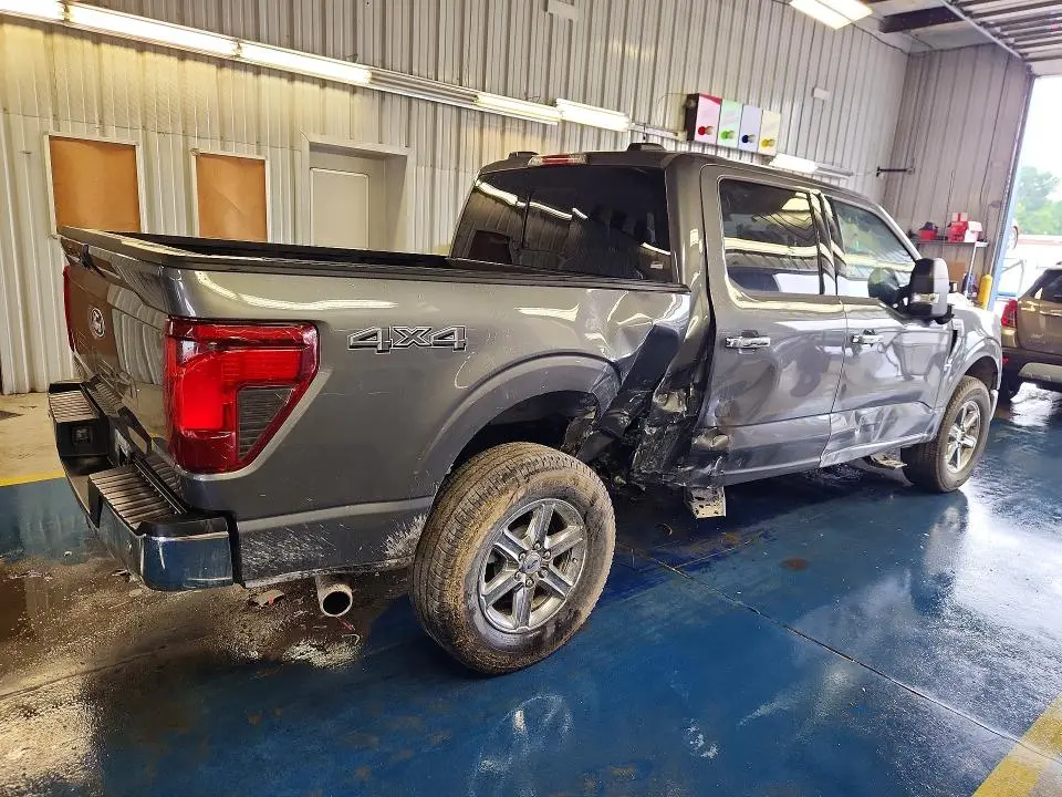 2024 FORD F150 XLT  