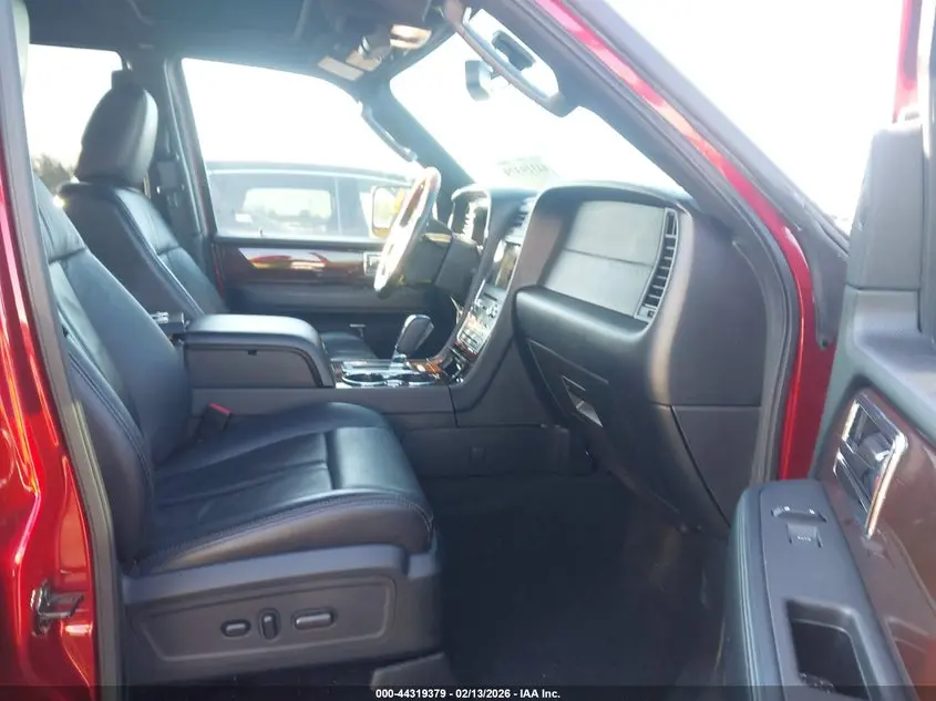 2016 LINCOLN NAVIGATOR SELECT