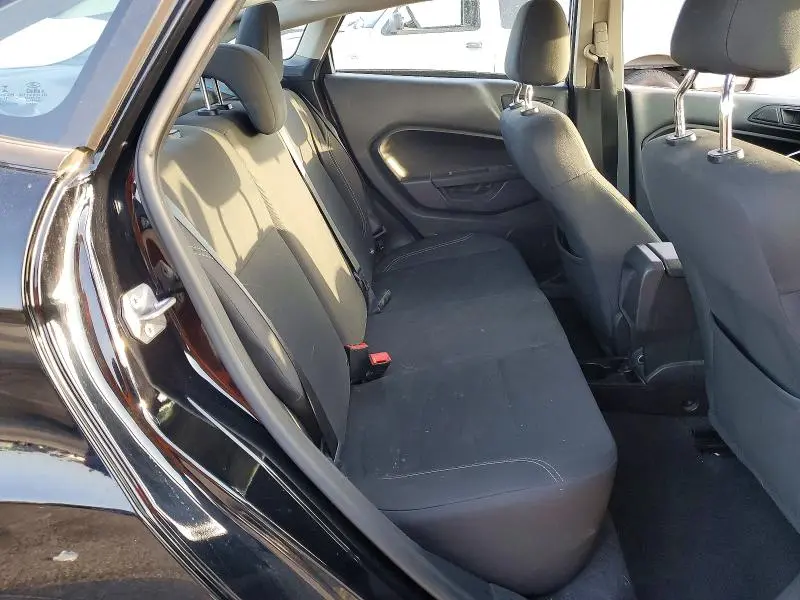 2017 FORD FIESTA SE  