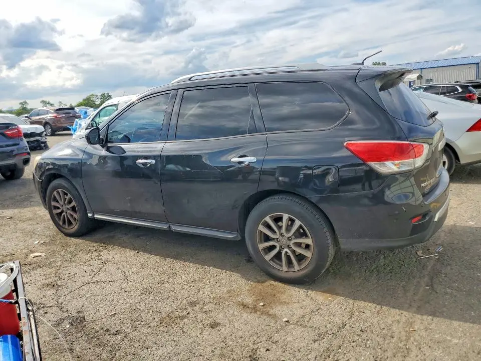 2016 NISSAN PATHFINDER SV  