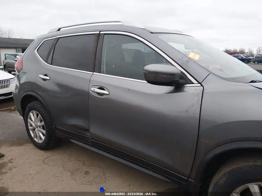 2019 NISSAN ROGUE SV