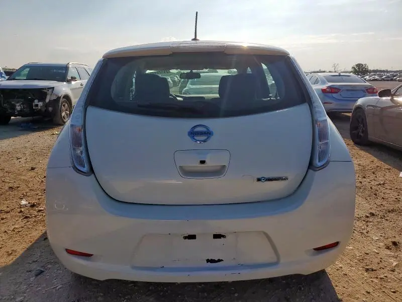2016 NISSAN LEAF SV  