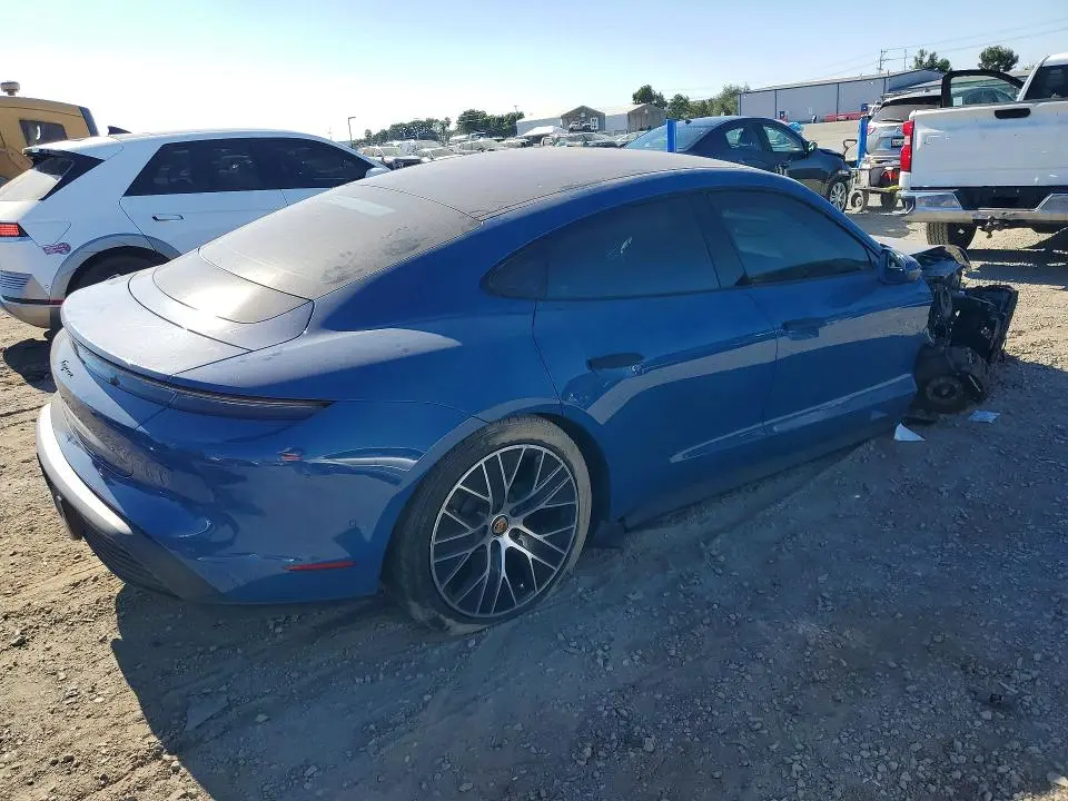 2023 PORSCHE TAYCAN   