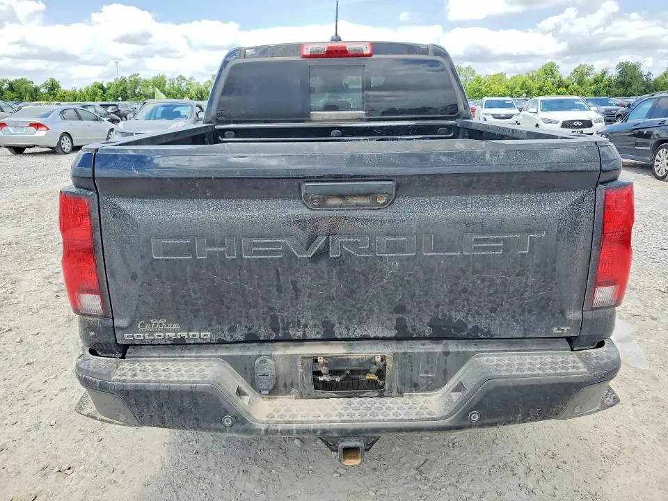 2024 CHEVROLET COLORADO LT  