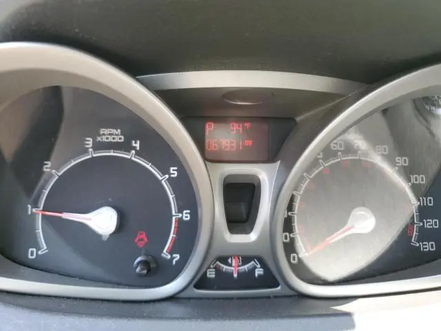 2011 FORD FIESTA SES  
