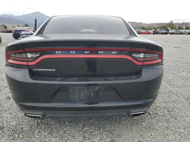 2016 DODGE CHARGER SE  