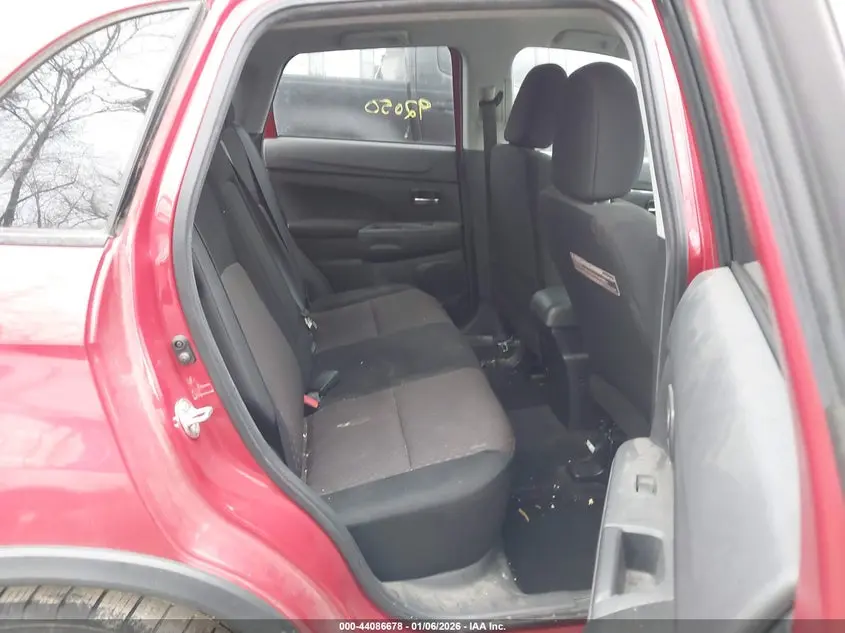 2017 MITSUBISHI OUTLANDER SPORT 2.0 LE