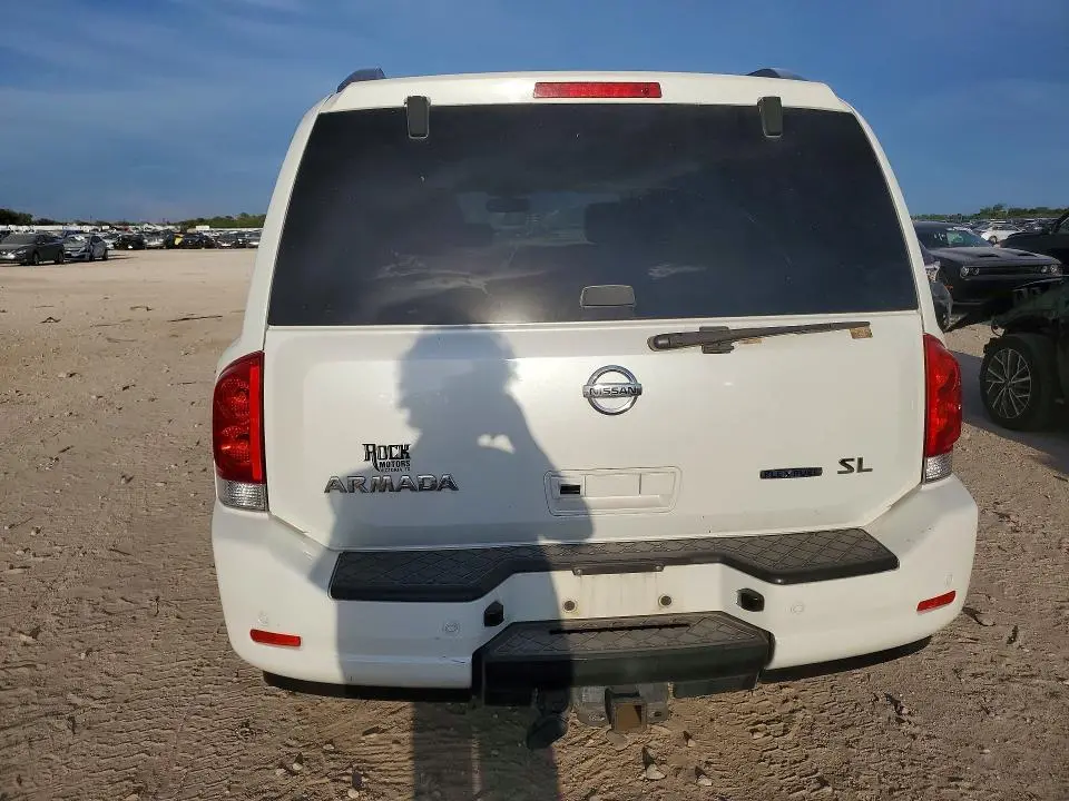 2015 NISSAN ARMADA SL  