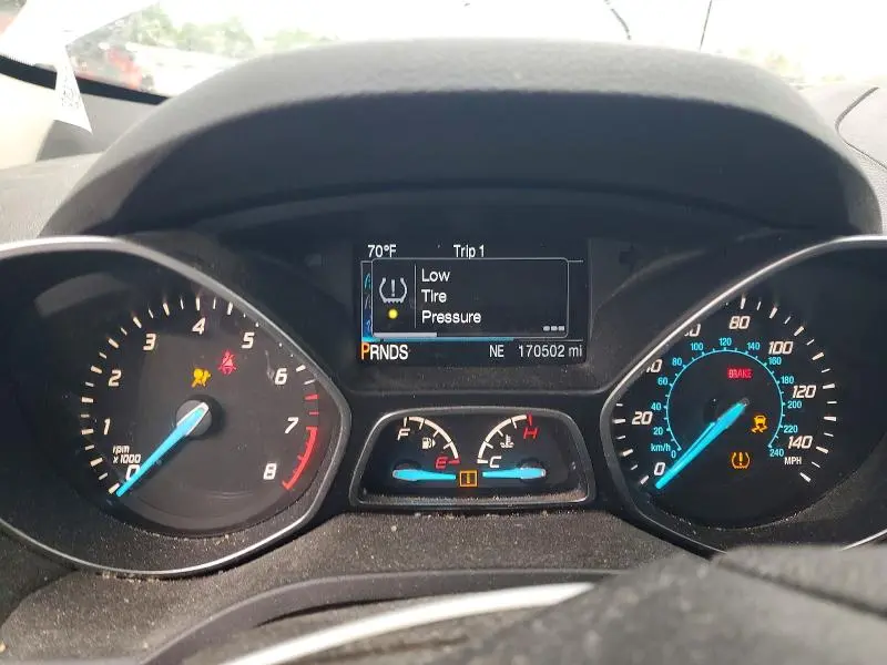 2016 FORD ESCAPE SE  