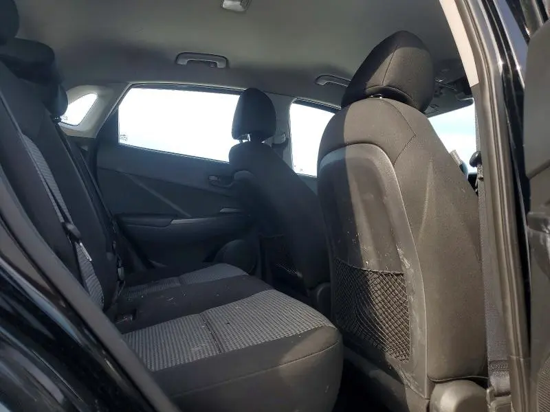 2018 HYUNDAI KONA SE  