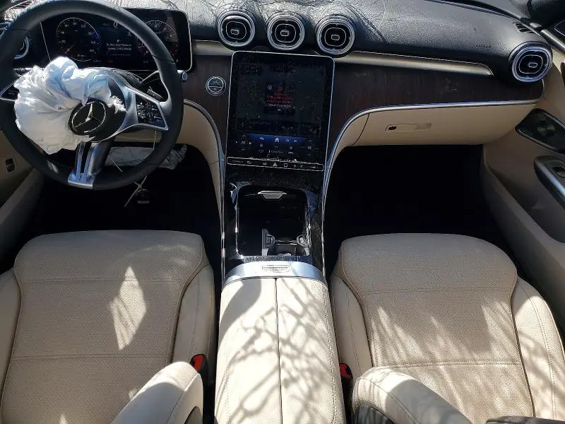 2026 MERCEDES-BENZ C 300  