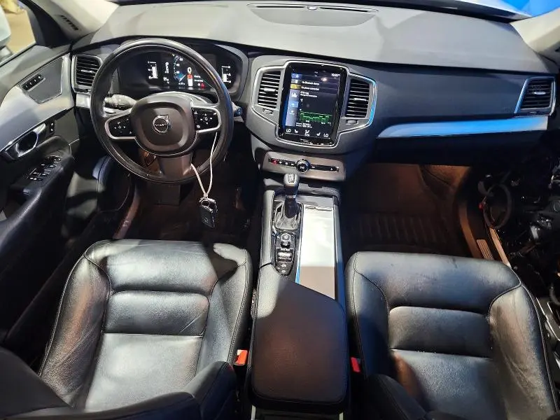 2018 VOLVO XC90 T5  