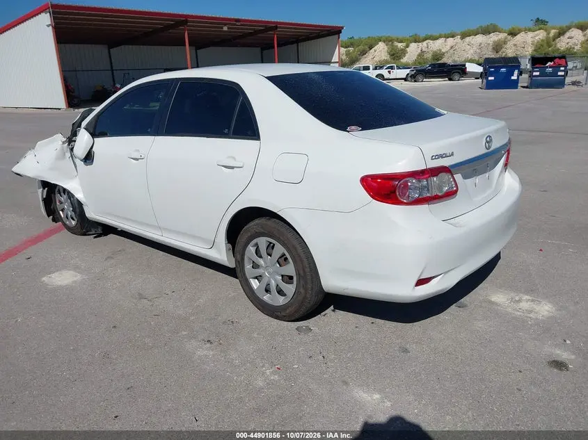2011 TOYOTA COROLLA LE