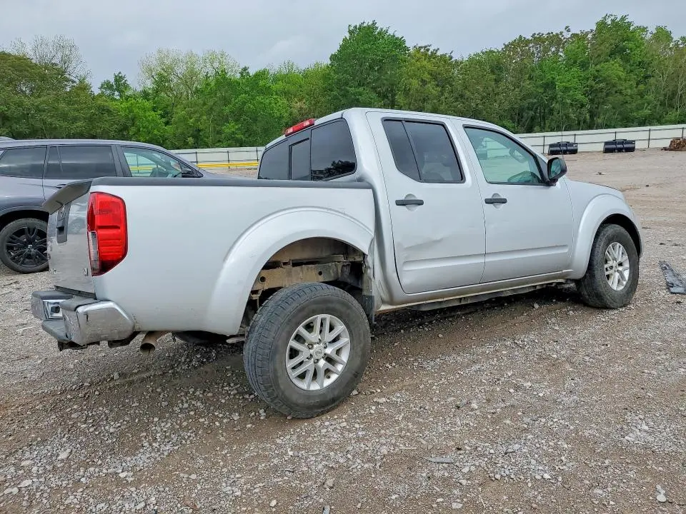 2016 NISSAN FRONTIER SV  