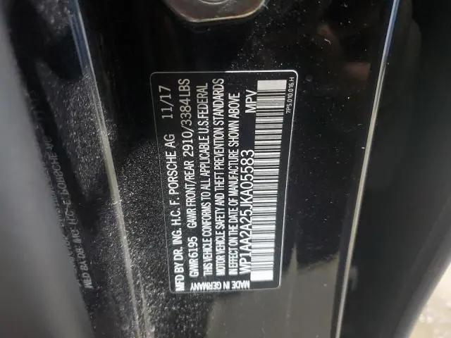 2018 PORSCHE CAYENNE