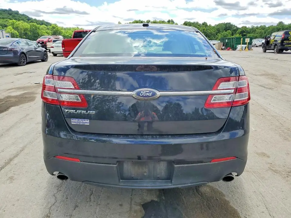 2017 FORD TAURUS SE  