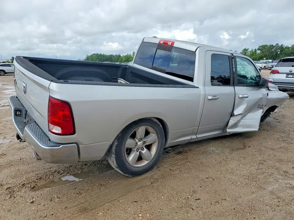 2014 RAM 1500 SLT  