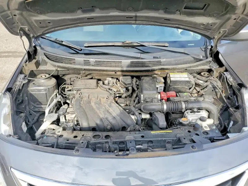 2019 NISSAN VERSA SV  