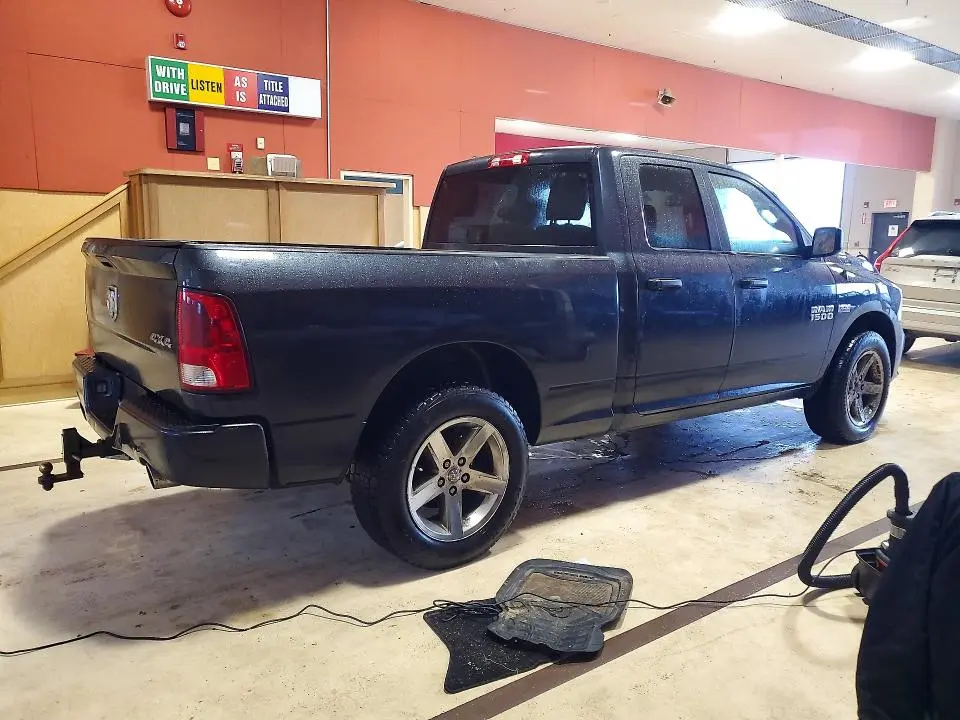 2014 RAM 1500 ST  